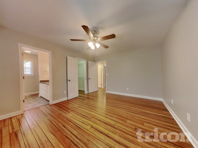 Building Photo - 180 Coghill Dr