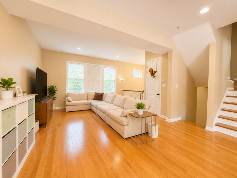 Building Photo - 292 Venango Trl