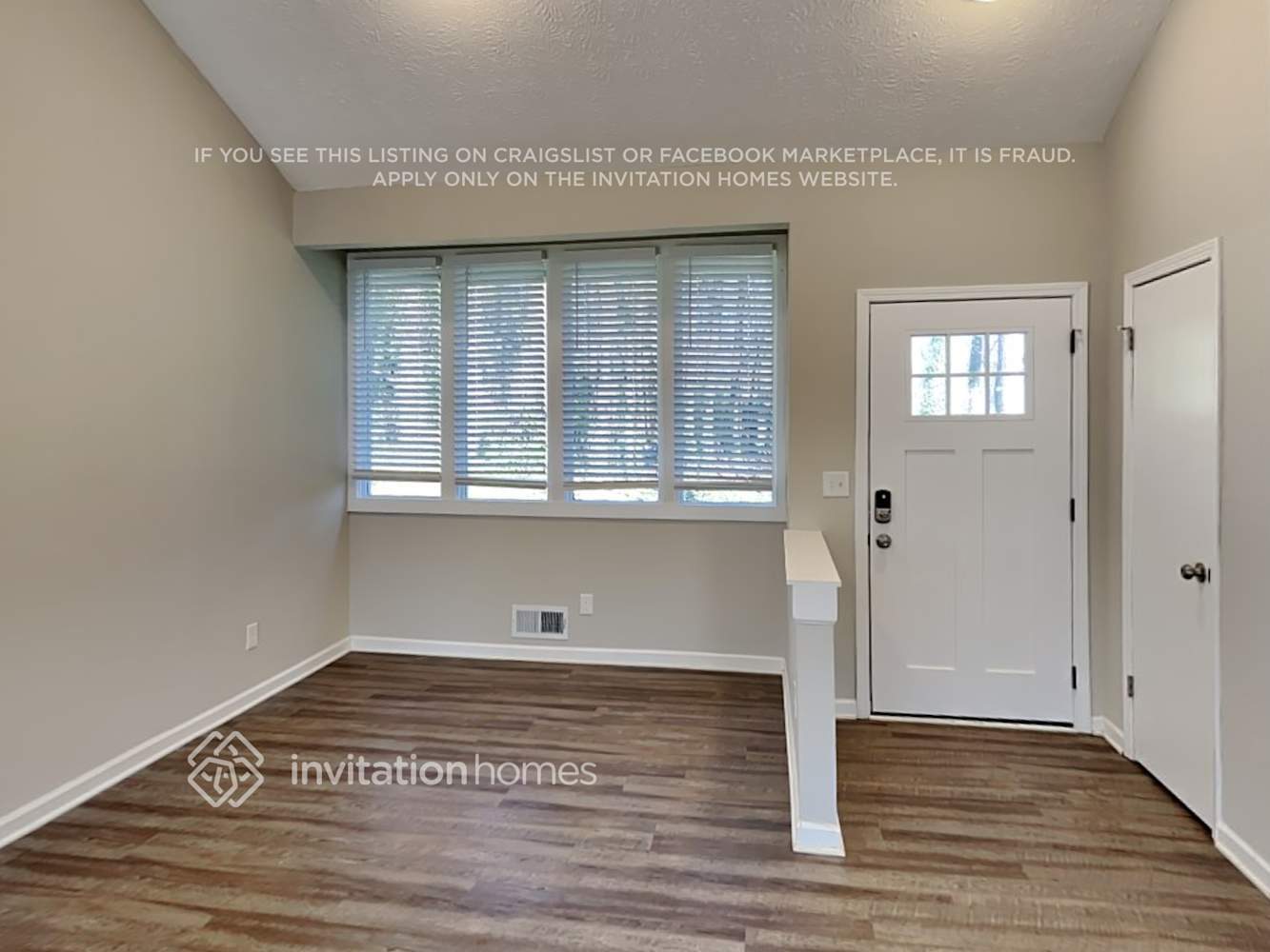 Building Photo - 232 Rustic Ridge Dr NE