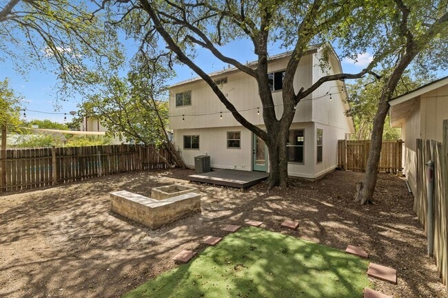 Building Photo - 10613 Archdale Dr