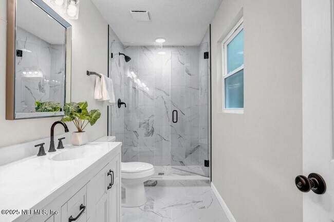 Building Photo - Waterfront 3 BR 2 BA Remodeled Rental Home