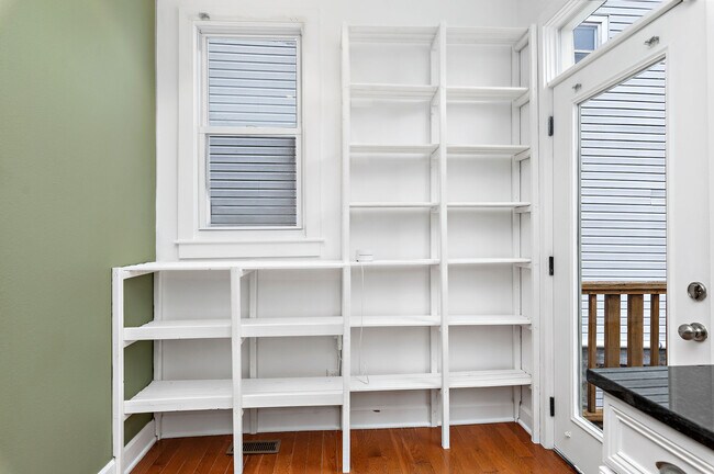 Building Photo - 526 Troost Ave