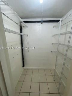 Building Photo - 465 S Royal Poinciana Blvd