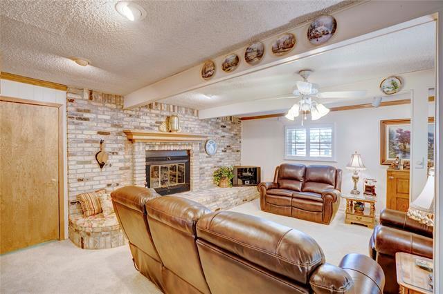 Building Photo - 4905 Tracy Dr
