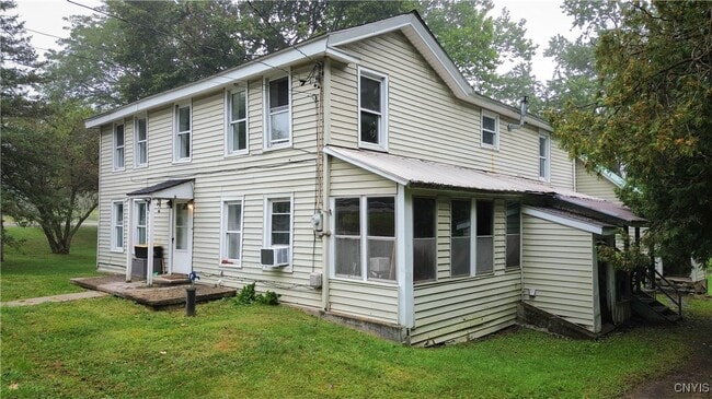 Building Photo - 126 NY-169