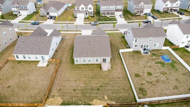 Building Photo - 468 Rochdale Run