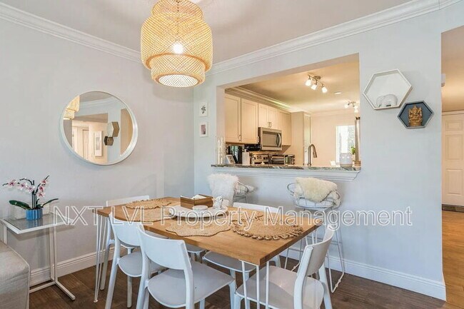 Building Photo - 250 Timber Lake Cir