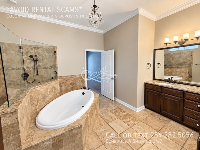 Building Photo - 3200 Wildcatter Dr