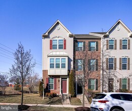 Building Photo - 7125 Penny Lane