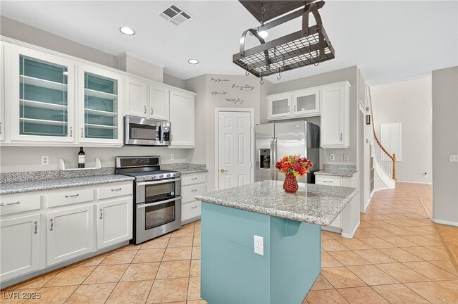 Building Photo - 8963 Crystal Lagoon Ct
