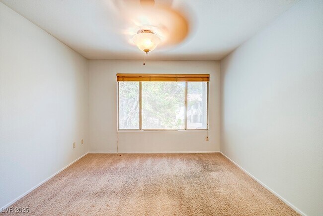 Building Photo - 3060 Casey Dr