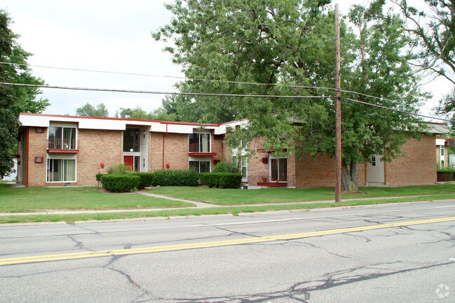 Building Photo - Regency Apartments