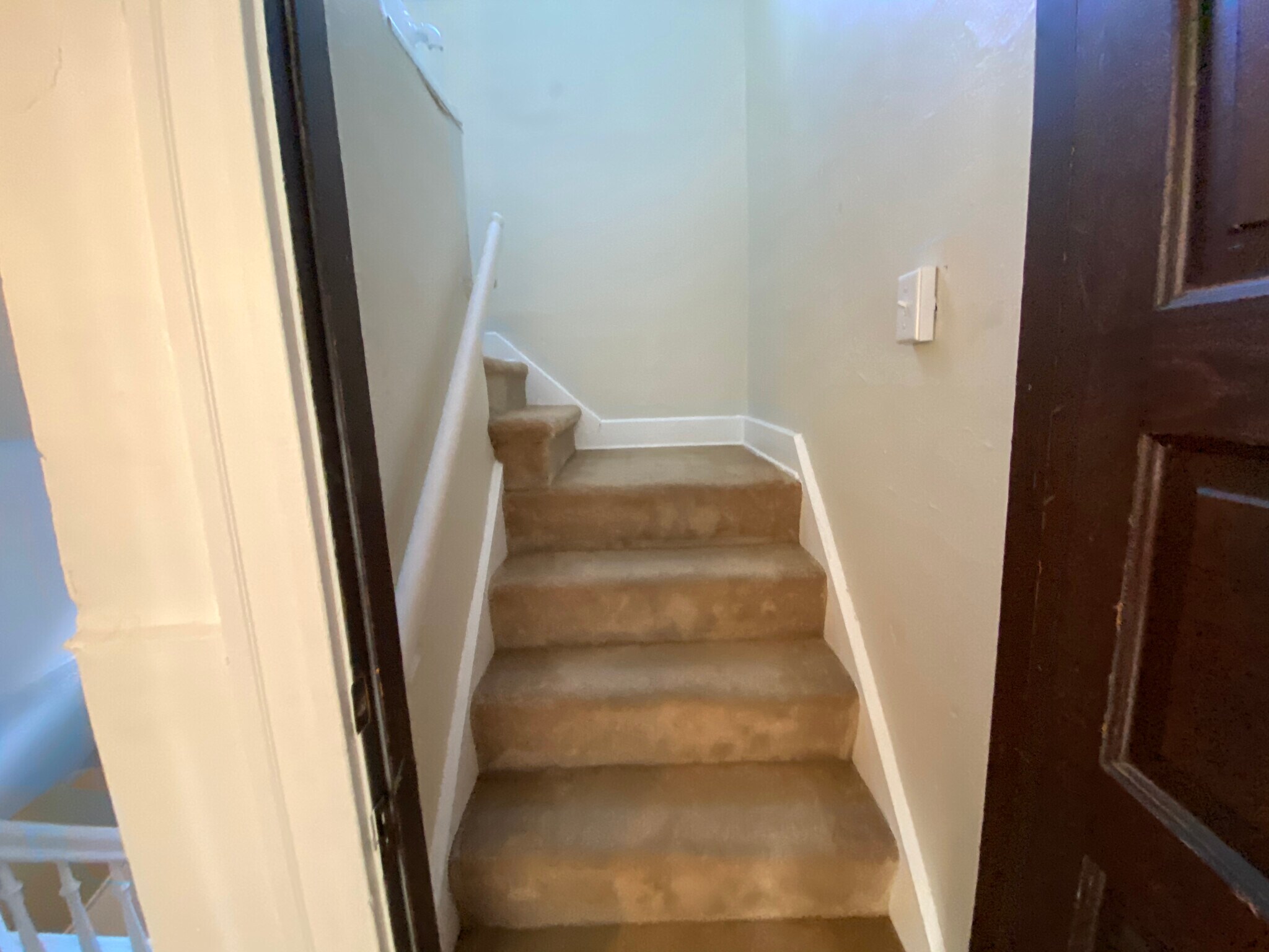 stairway to loft 3rd floor - 2532 Ravine St