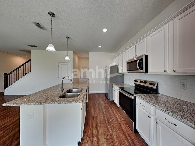 Building Photo - 4706 Reisswood Loop