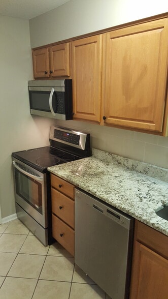 Building Photo - 6349 New Market Way