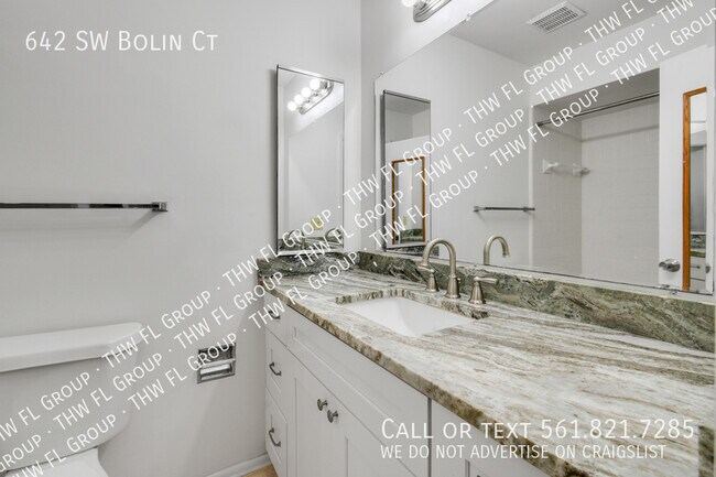 Building Photo - 642 SW Bolin Ct