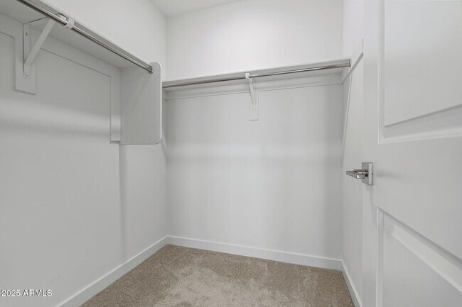 Building Photo - 3023 W Bent Tree Dr