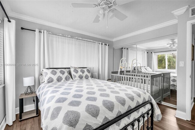 Building Photo - 6797 SW 40th St