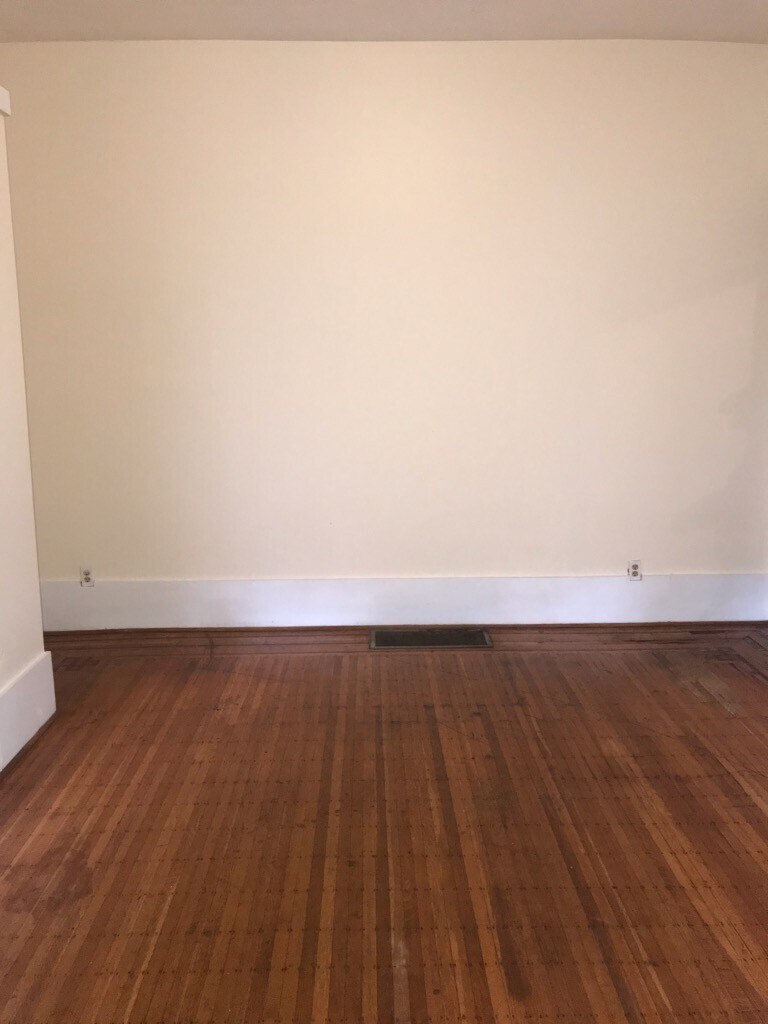 Building Photo - 1239 S Brook St