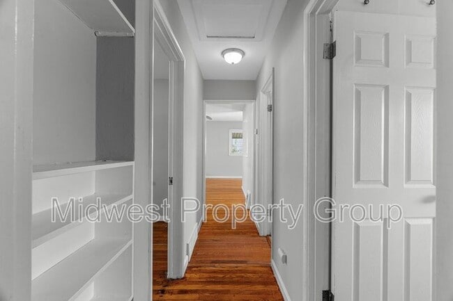 Building Photo - 1700 Newhall Ct