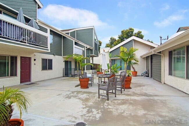 Building Photo - 2251 Worden St