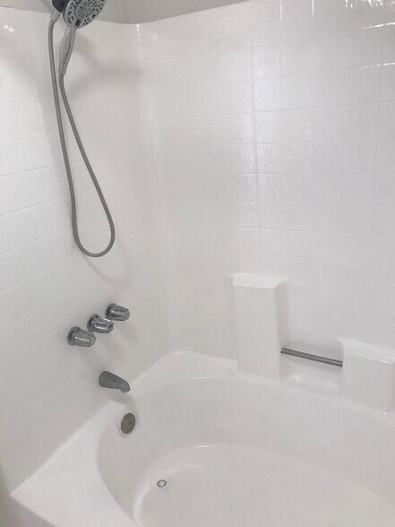 Building Photo - 12283 Carmel Vista Rd