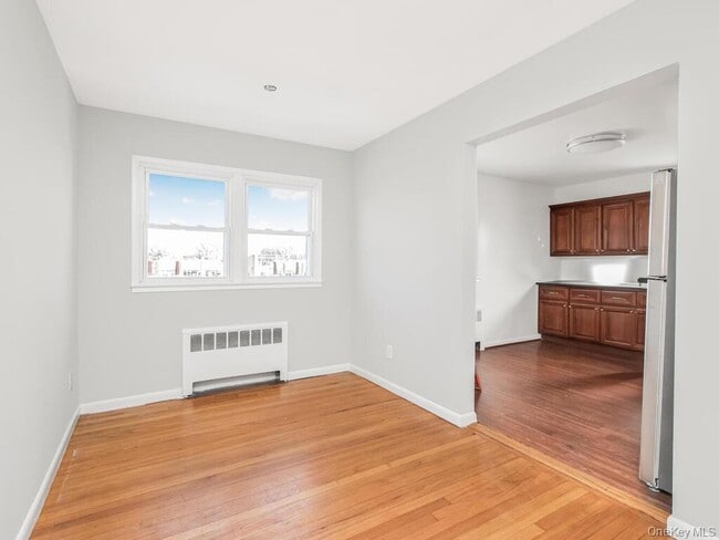 Building Photo - 226 Kingston Ave