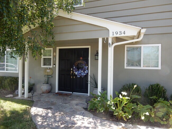 Building Photo - 1934 Buell Ct