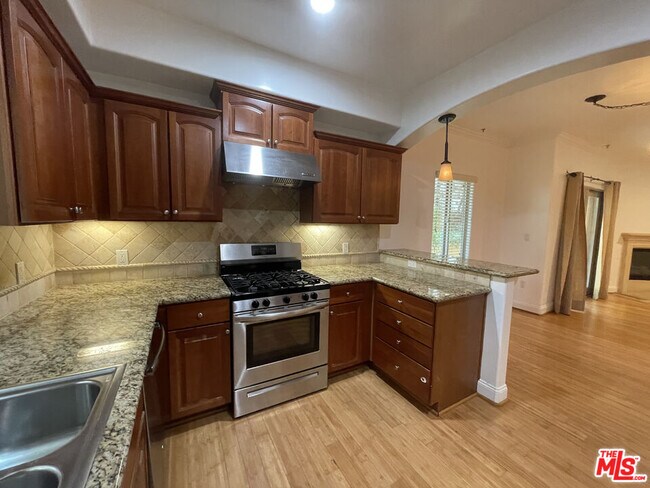 Building Photo - 1511 Camden Ave
