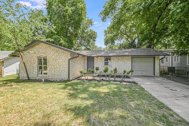 Primary Photo - 8711 Bridgeport Dr