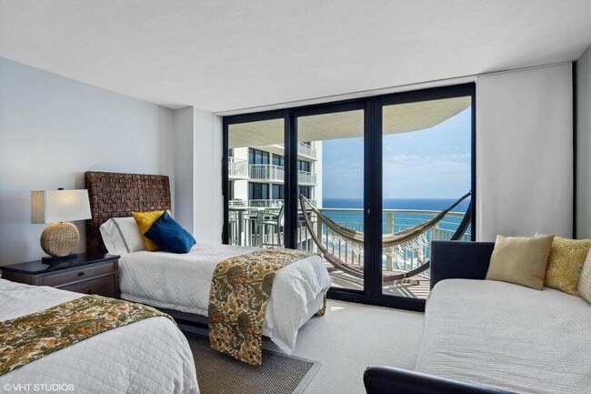 Building Photo - 3000 N Ocean Dr