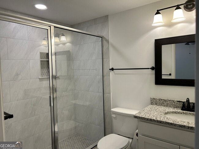 Building Photo - 111 Dogwood Cir