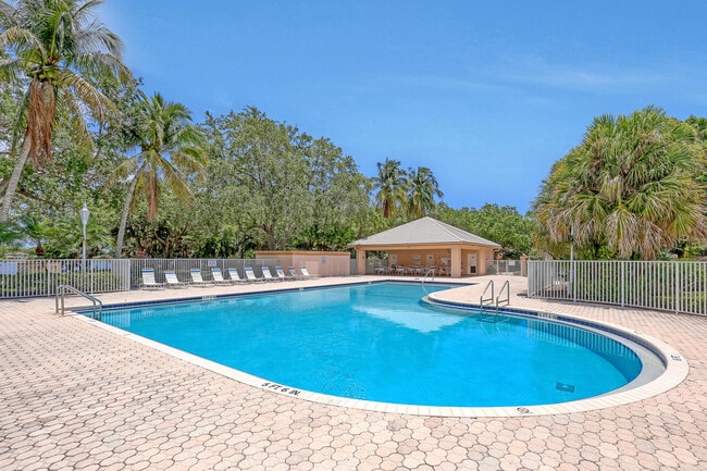 Building Photo - 1301 Sun Terrace Ct