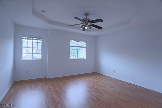 Building Photo - 10221 Olivewood Way