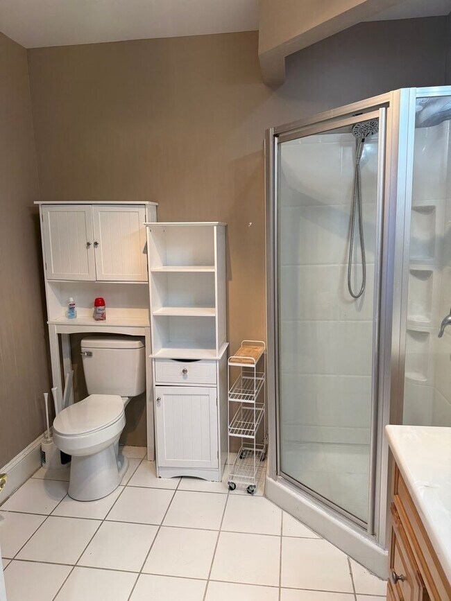 Building Photo - High_1368