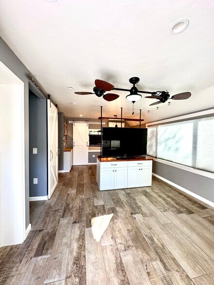 Building Photo - 38374 Rainbow Heights Pl