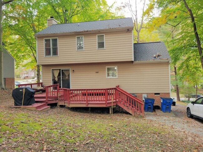Building Photo - 3 Bedroom 2.5 bath Colonial off of Reams Road in Chesterfield County