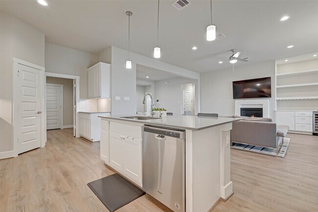 Building Photo - 3514 Matterhorn Dr