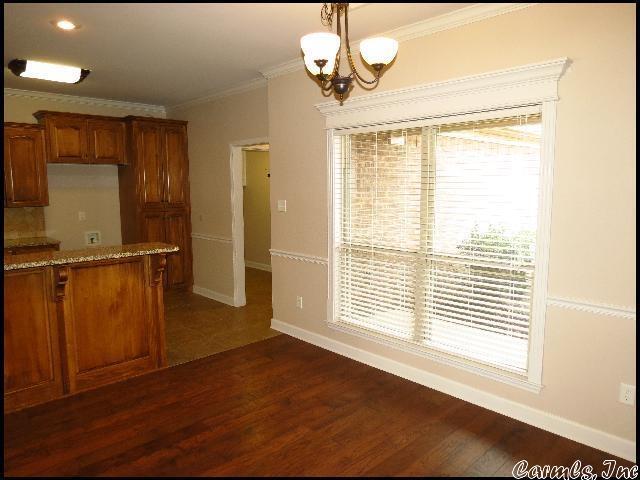 Building Photo - 1005 Puritan Dr