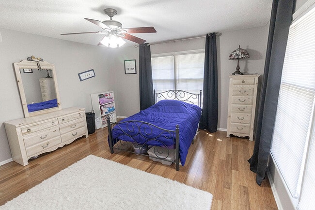 Building Photo - 2500 Bluff Blvd