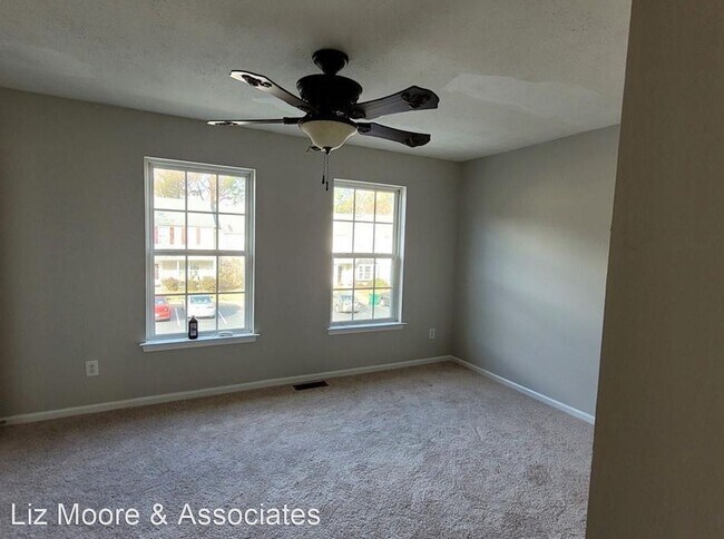 Building Photo - 3 br, 2.5 bath House - 1512 Creek Court