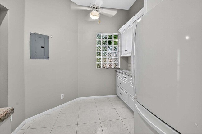 Building Photo - 5414 Venetia Ct