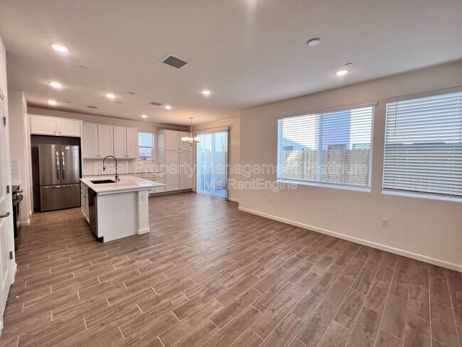 Building Photo - 1459 Farmhouse Ln