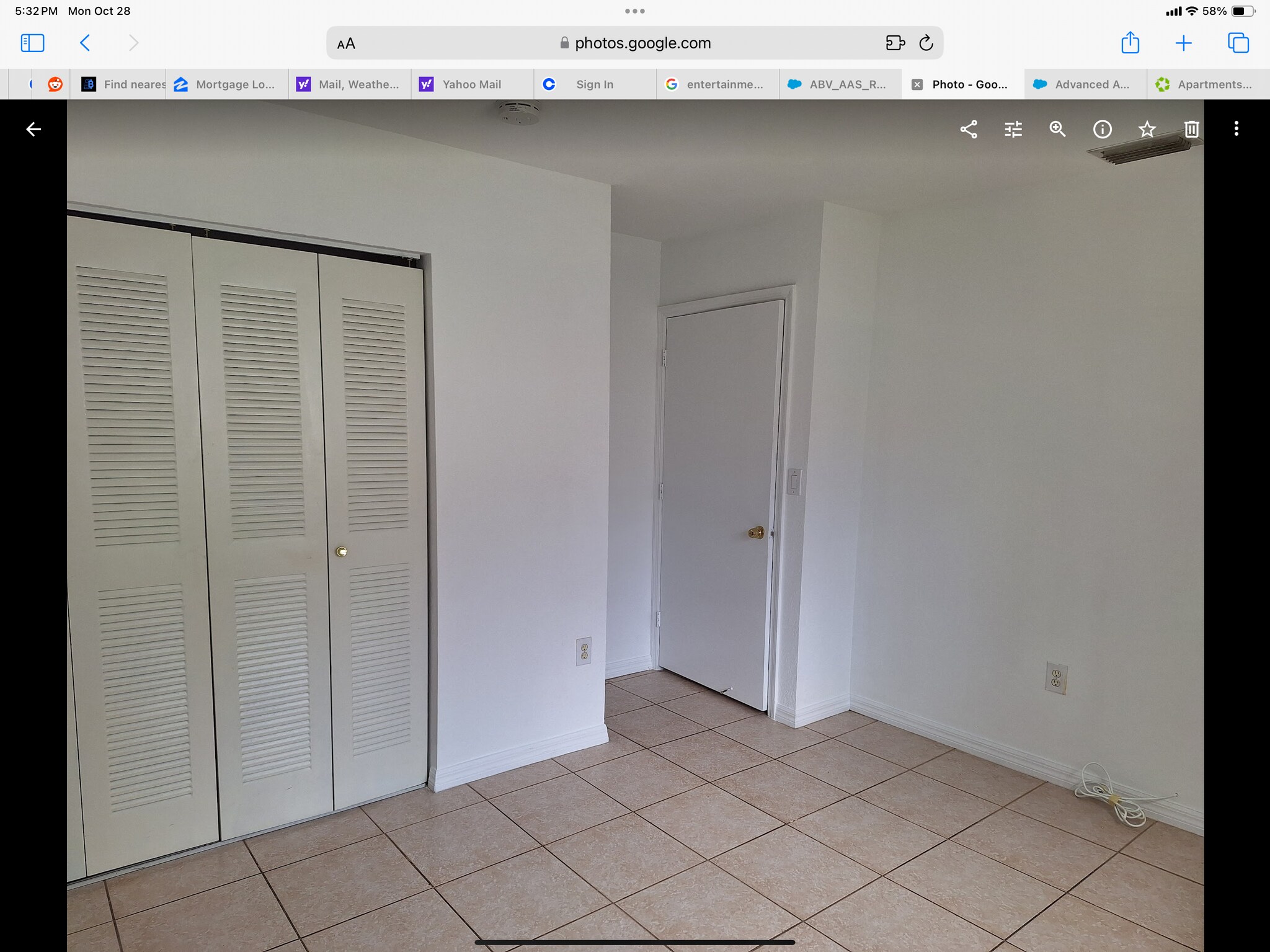 Building Photo - 437 SW 7th St