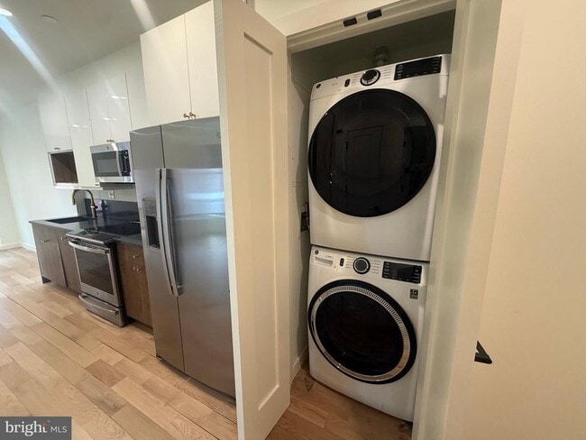 Building Photo - 1128 Walnut St