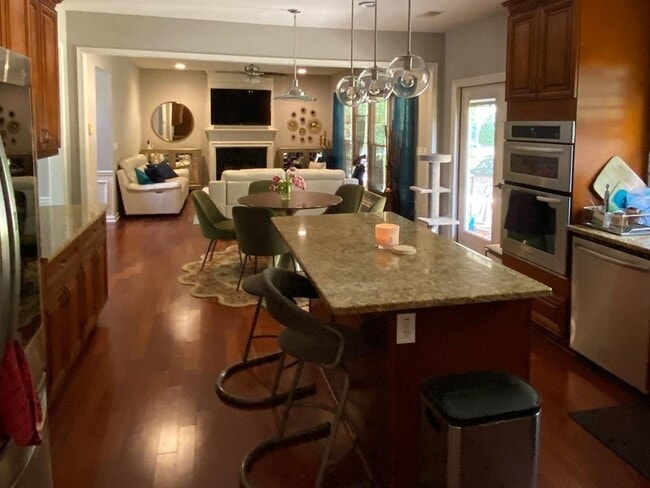 Building Photo - 30 Sherryforth Dr NW