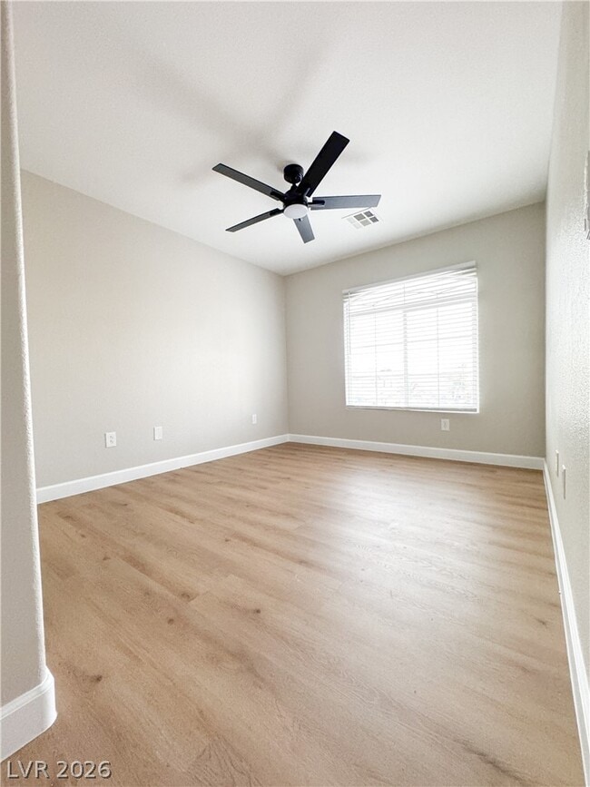 Building Photo - 9137 Adamshurst Ave