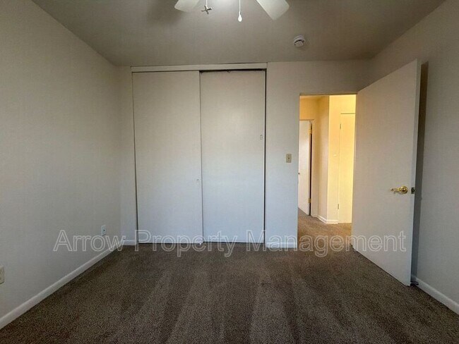 Building Photo - 2000 Washington St