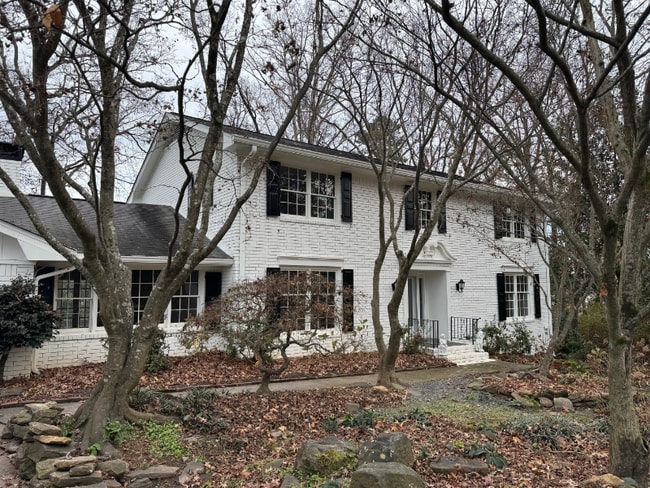 Building Photo - 865 Spalding Dr