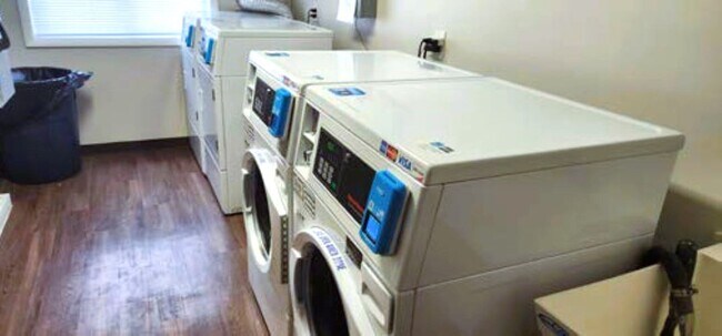 Building Photo - Modern 2-Bedroom Apartments in Crown Point, IN – Pet Friendly!